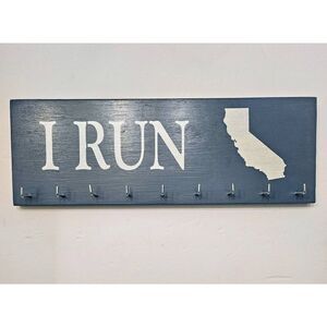 NWOT  I Run California Race Metal Display Holder